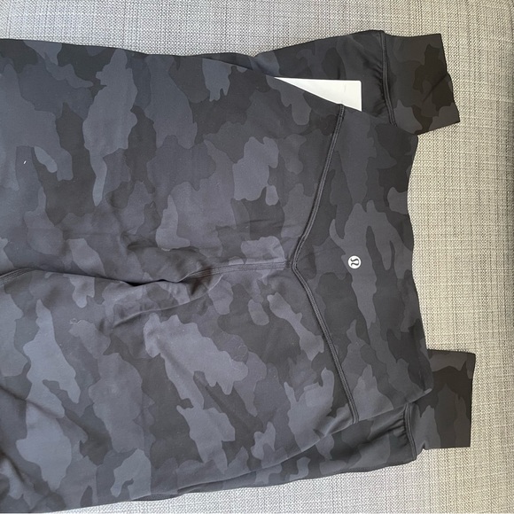 • NWT LULULEMON ALIGN JOGGER HEATHERED CAMO SIZE 4 - Picture 4 of 4